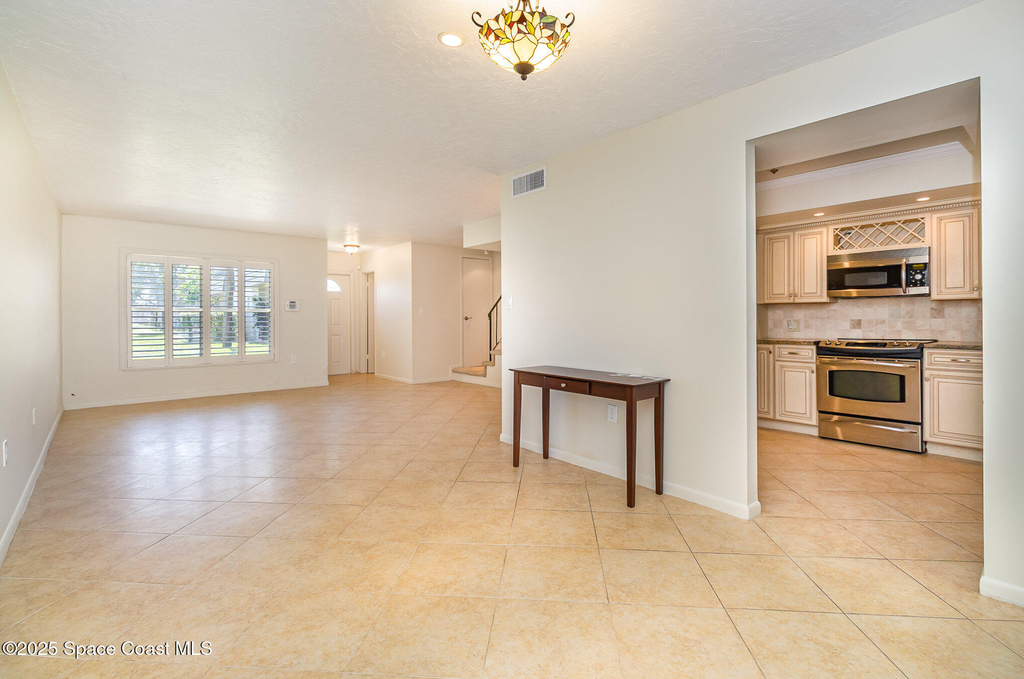 446 Blue Jay Lane - Photo 4