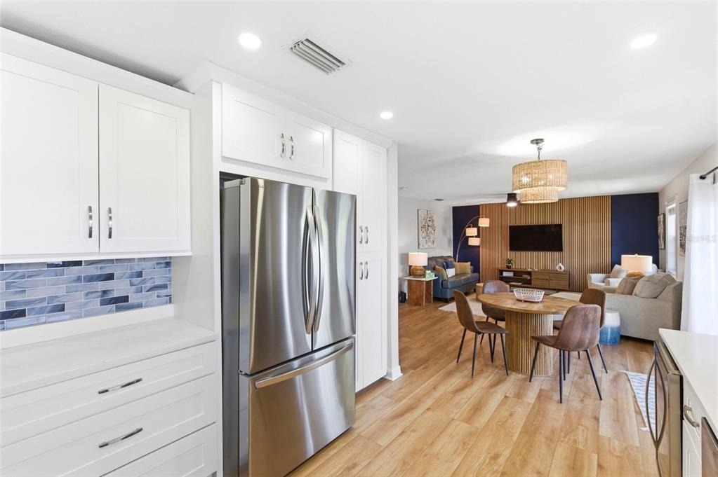 201 Pompano Drive Se - Photo 9