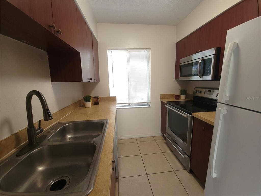 7505 Pitch Pine Circle - Photo 14