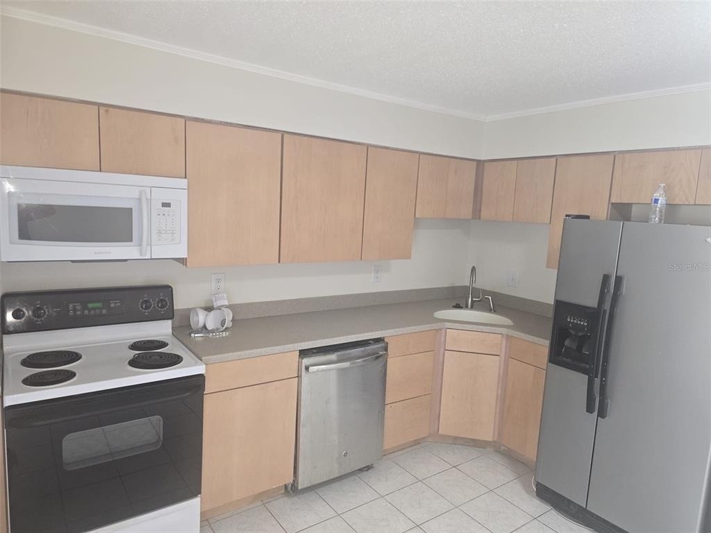 5850 Cypress Gardens Boulevard - Photo 3