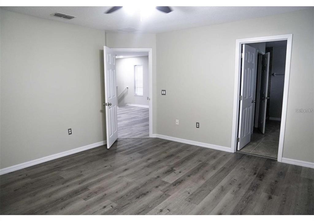 4840 Poolside Drive - Photo 8