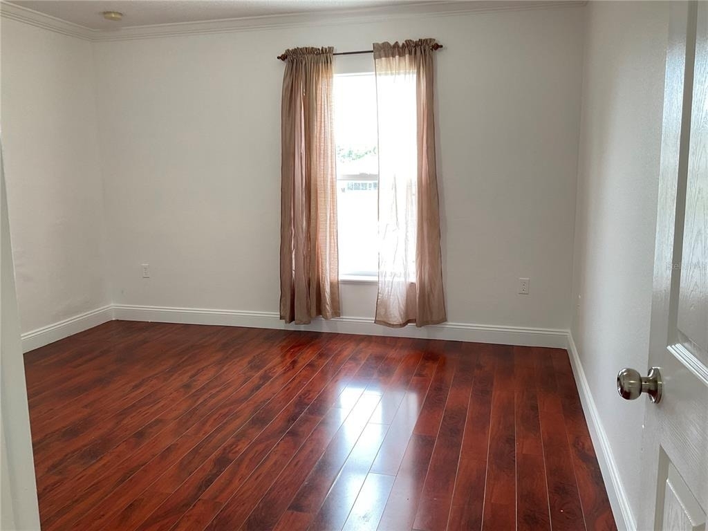 10318 Laxton Street - Photo 15