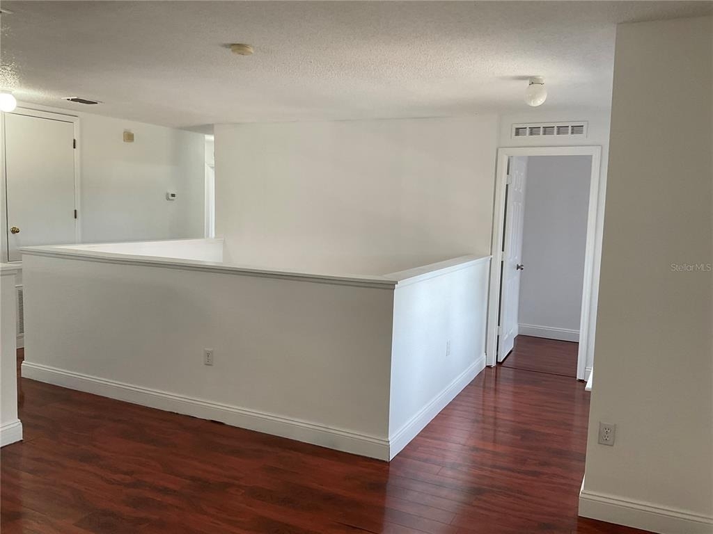 10318 Laxton Street - Photo 17