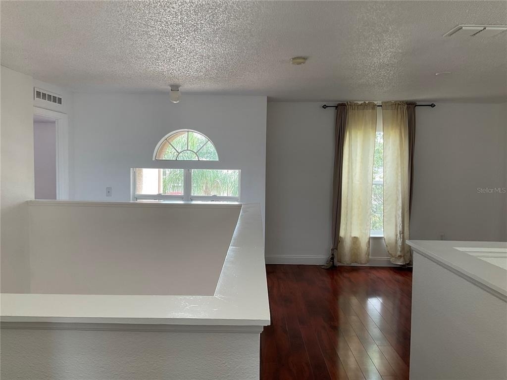 10318 Laxton Street - Photo 16