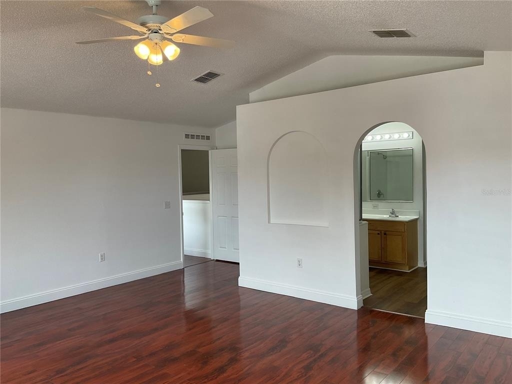10318 Laxton Street - Photo 20