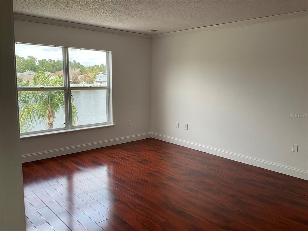 10318 Laxton Street - Photo 12