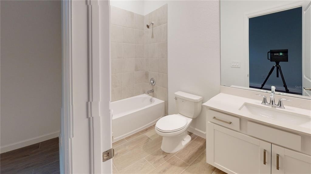 7913 Lakes Edge Lane - Photo 6