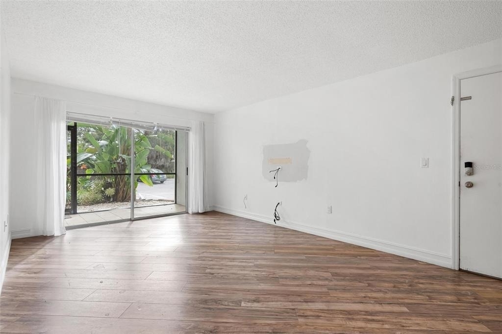 3223 Beneva Road - Photo 4