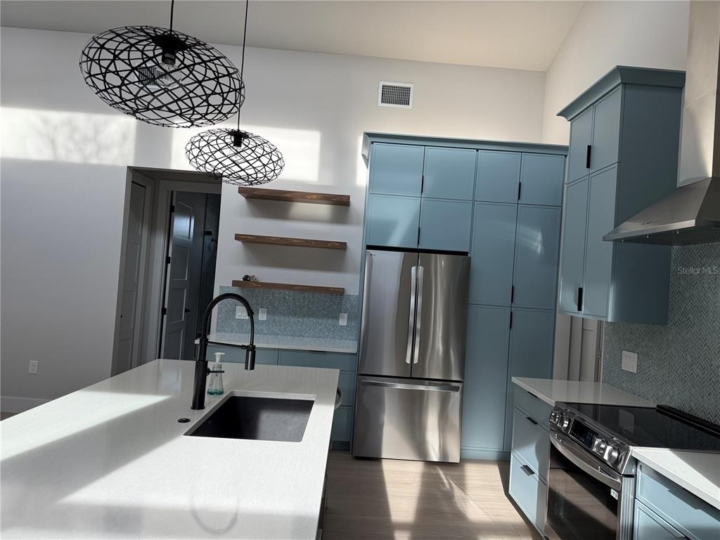 2443 Wood Street - Photo 9