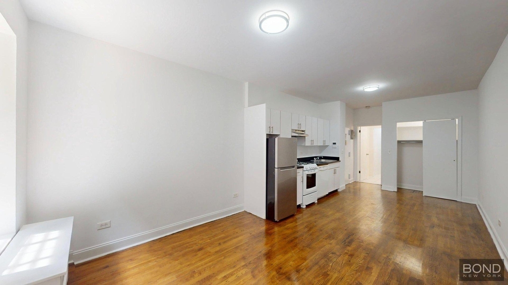 222 East 89th Steet  - Photo 0