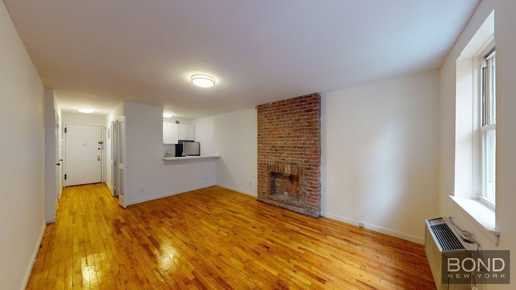 118 east 92nd street  - Photo 0