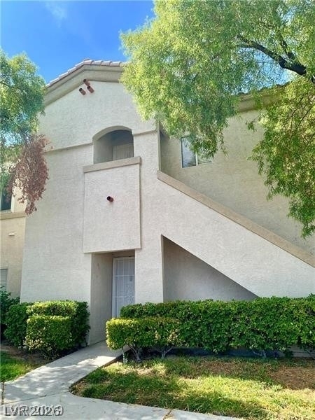 6480 Annie Oakley Drive - Photo 0