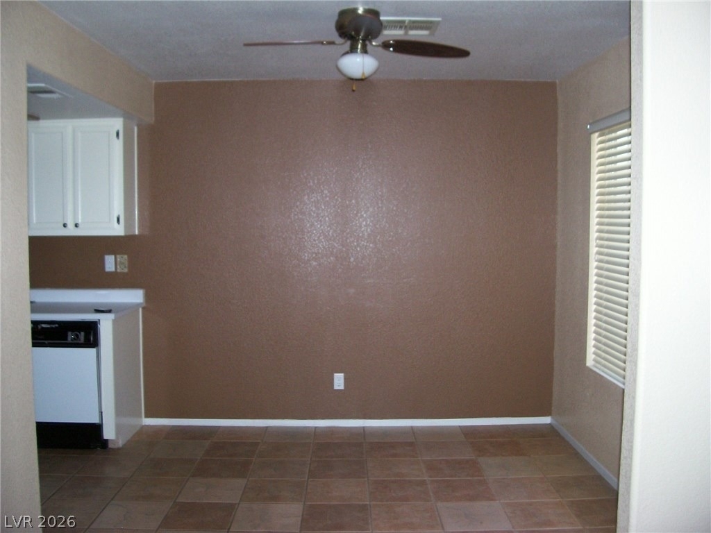 2204 Silver Pine Drive - Photo 2