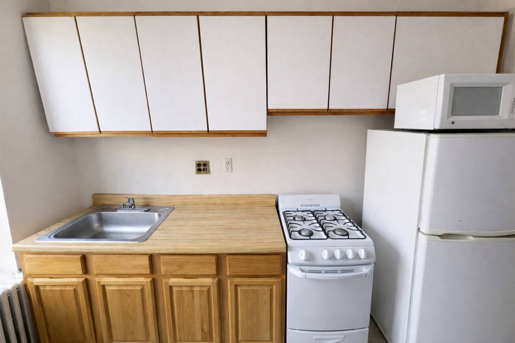 323A East 89th Street - Photo 2