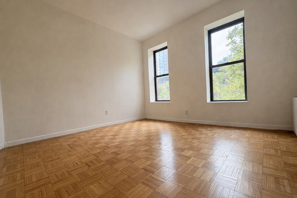 323A East 89th Street - Photo 1
