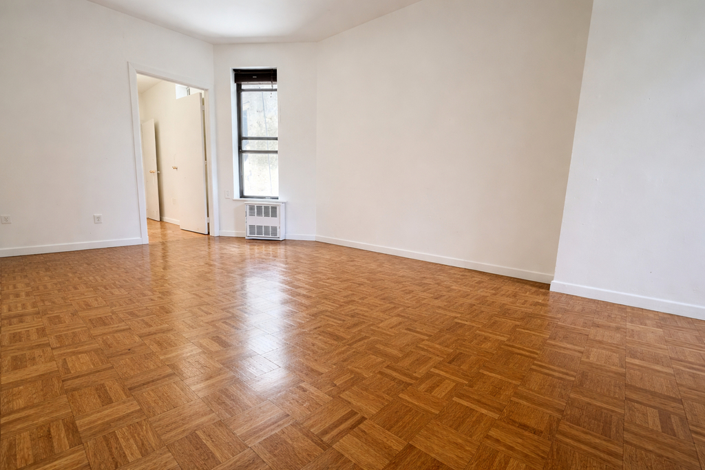 323A East 89th Street - Photo 5