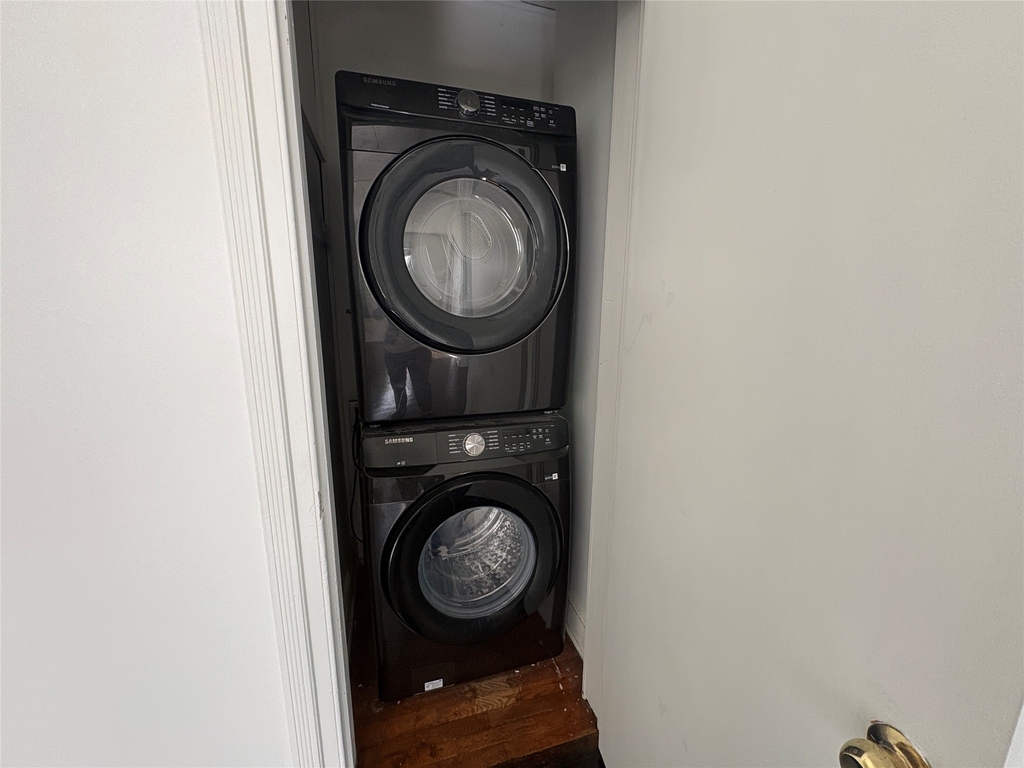 86 Conklin Ave - Photo 4