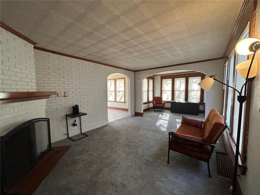125 Windsor Road - Photo 5