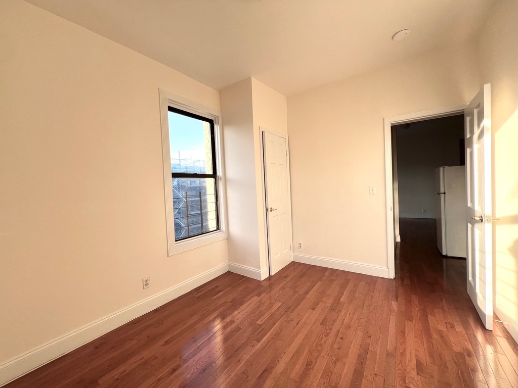 101 Audubon Avenue - Photo 3