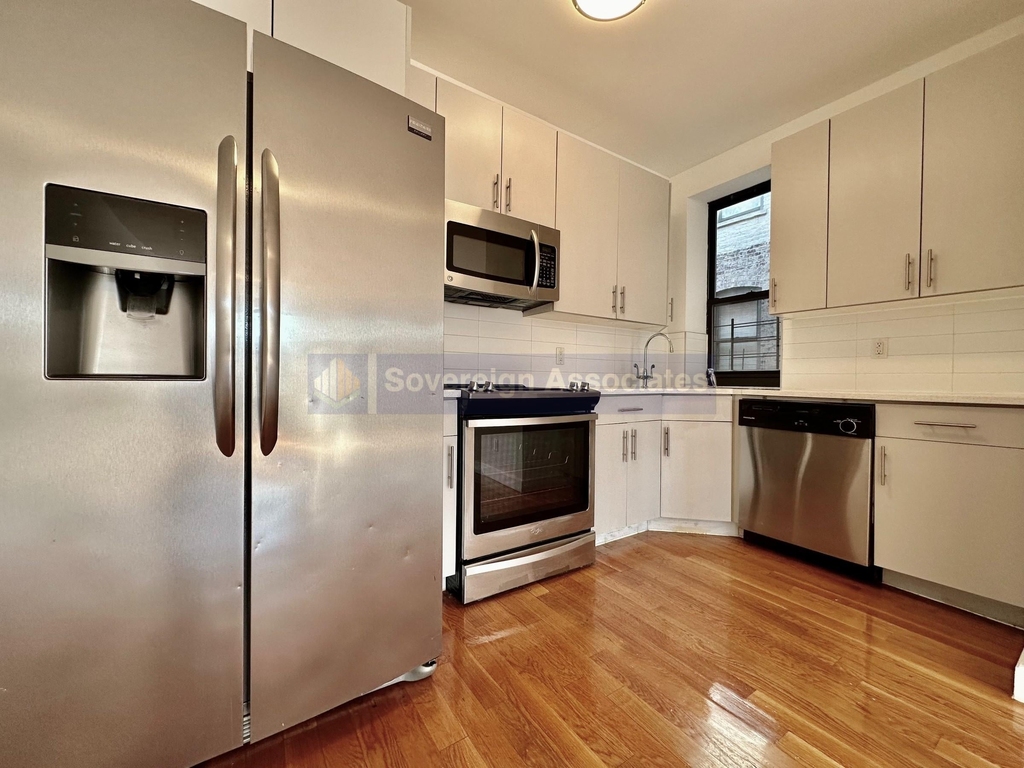 611 West 137th Street - Photo 11