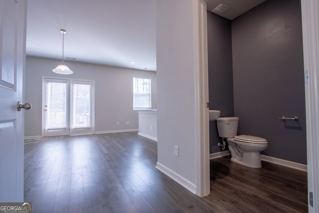 325 Park West Boulevard - Photo 3