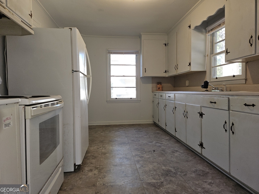 344 East Main Street - Photo 3