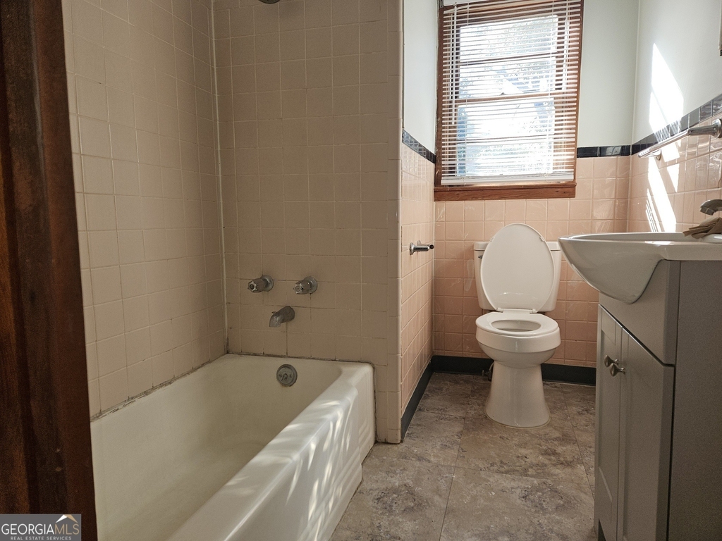 344 East Main Street - Photo 5