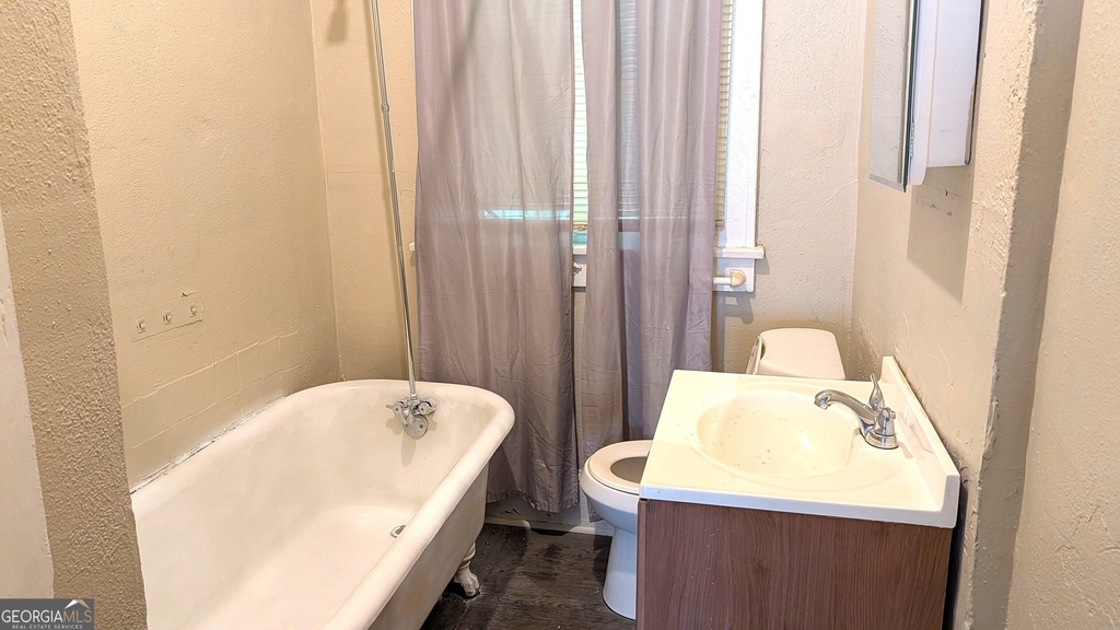 672 Bowden Street - Photo 6