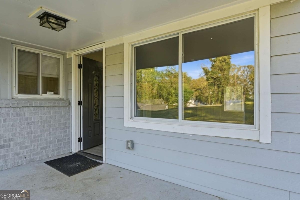 1735 Carter Circle - Photo 2