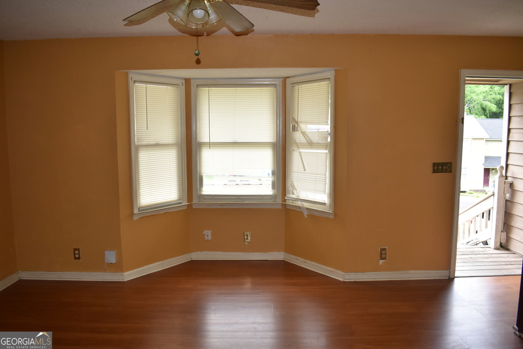 4375 Barrington Place - Photo 5