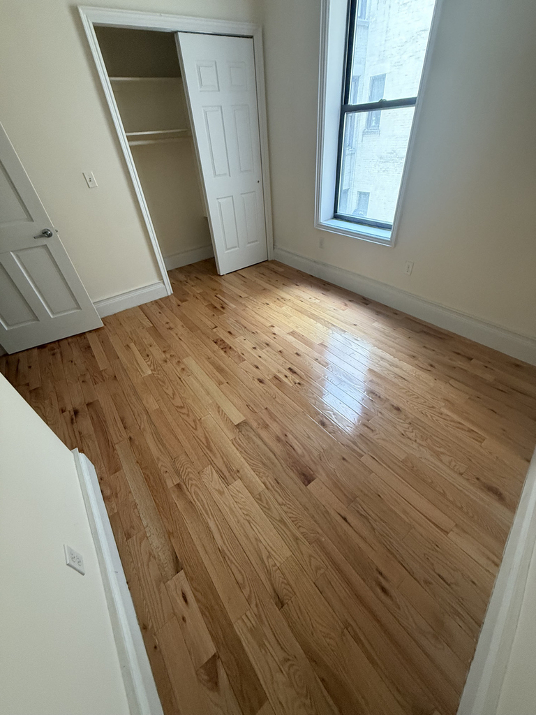 Fort Washington Avenue and W170th - Photo 7