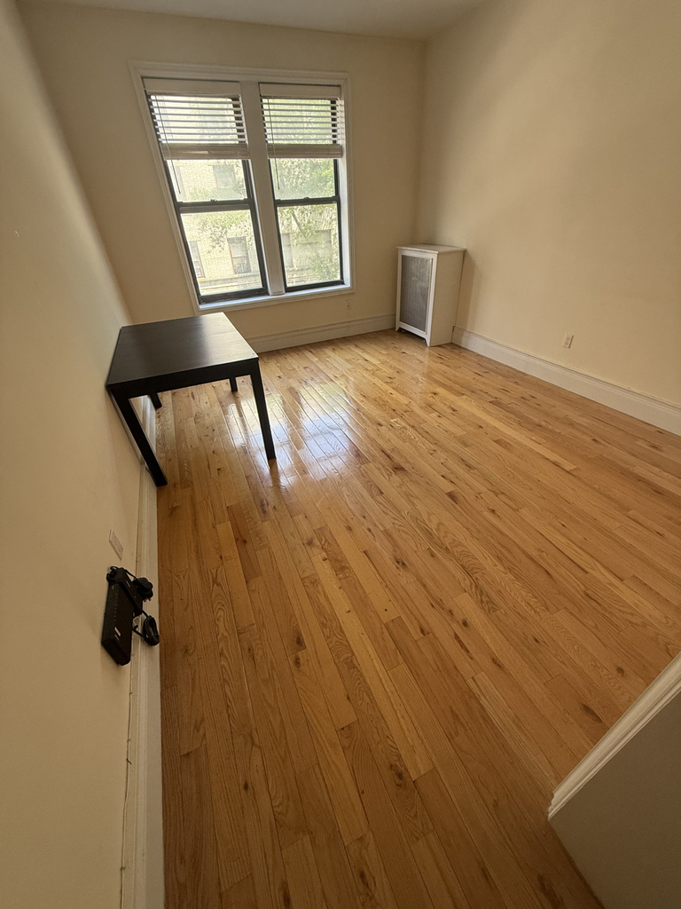 Fort Washington Avenue and W170th - Photo 3