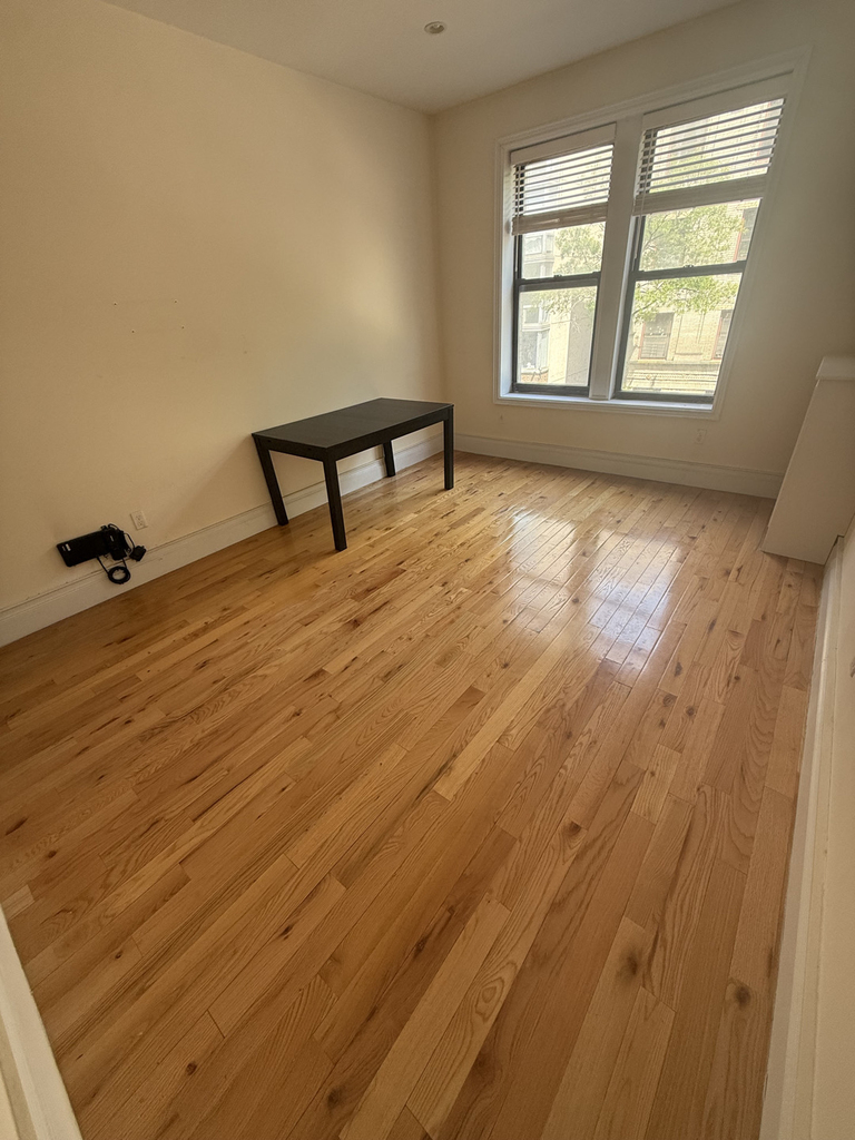 Fort Washington Avenue and W170th - Photo 4