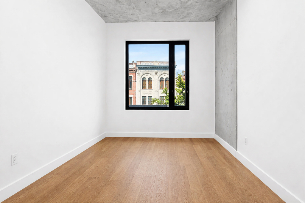 815 Flatbush Avenue - Photo 2