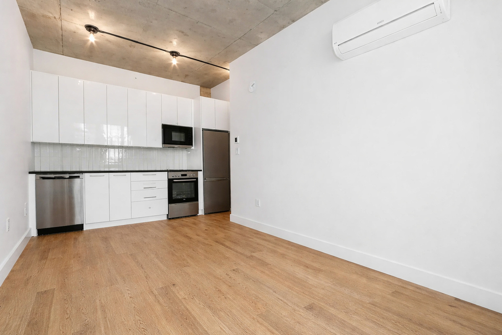815 Flatbush Avenue - Photo 1