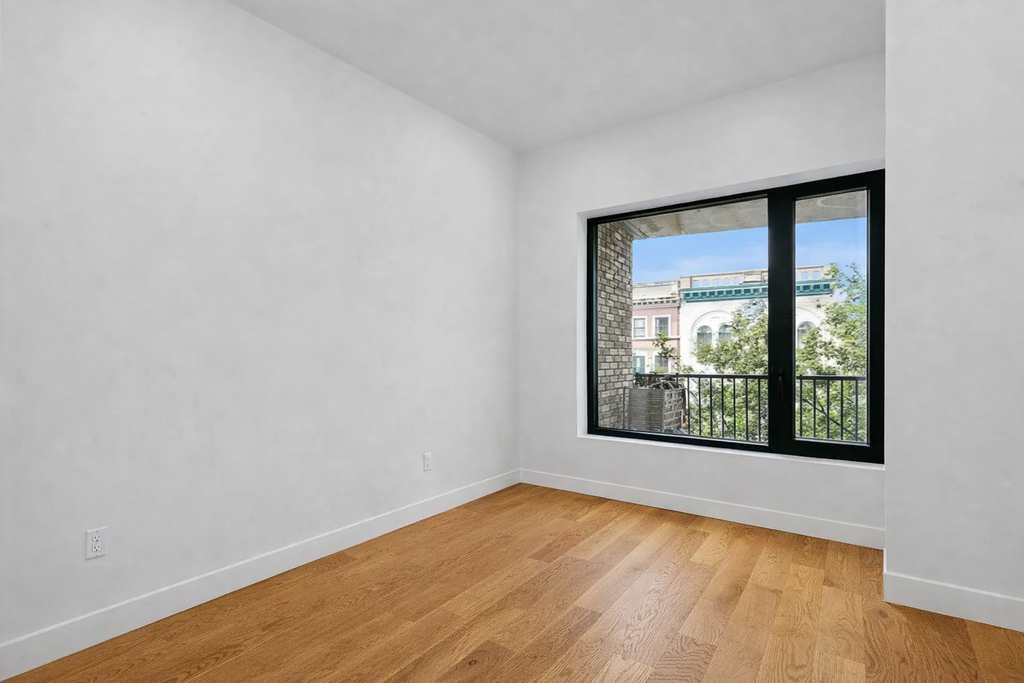 815 Flatbush Avenue - Photo 4