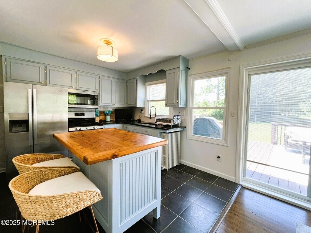 370 Macarthur Avenue - Photo 7