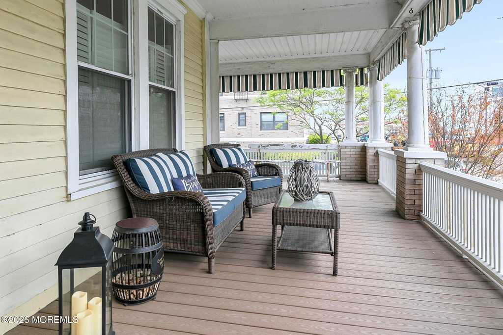 301 8th Avenue - Photo 2