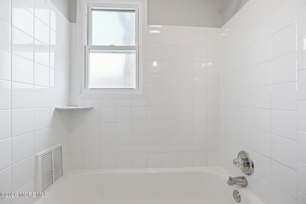 42 Center Avenue - Photo 9