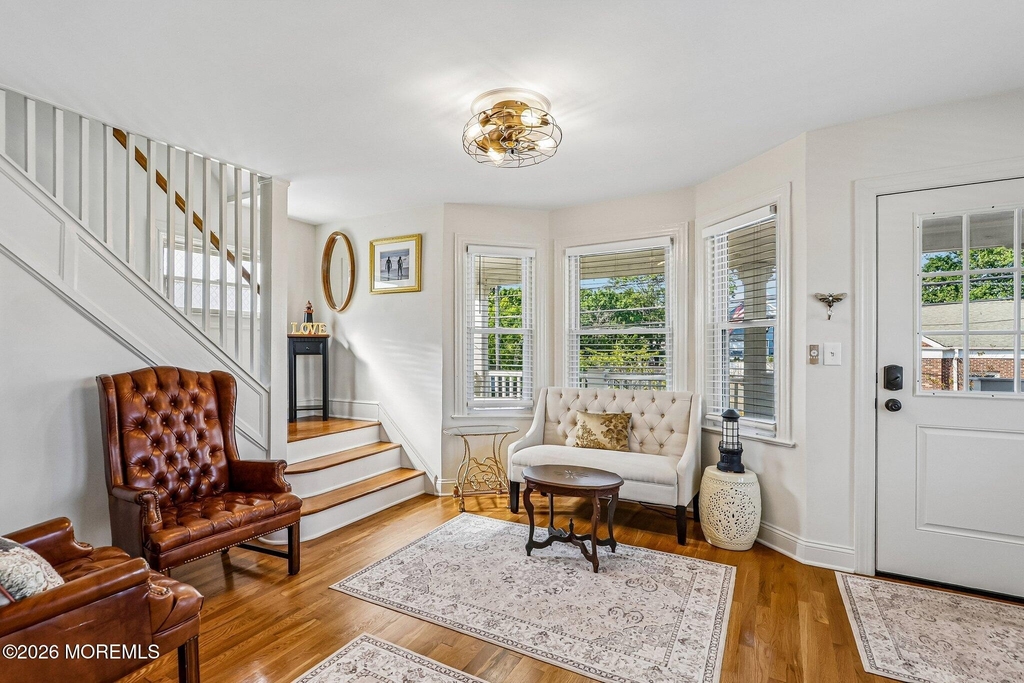 179 Bay Avenue - Photo 3