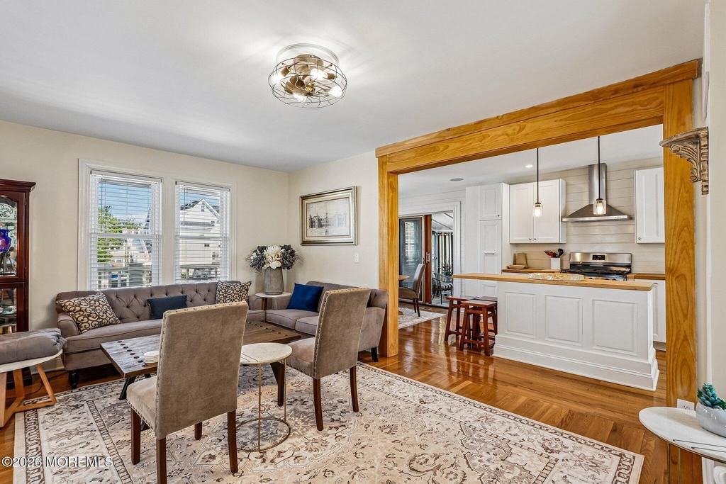 179 Bay Avenue - Photo 5