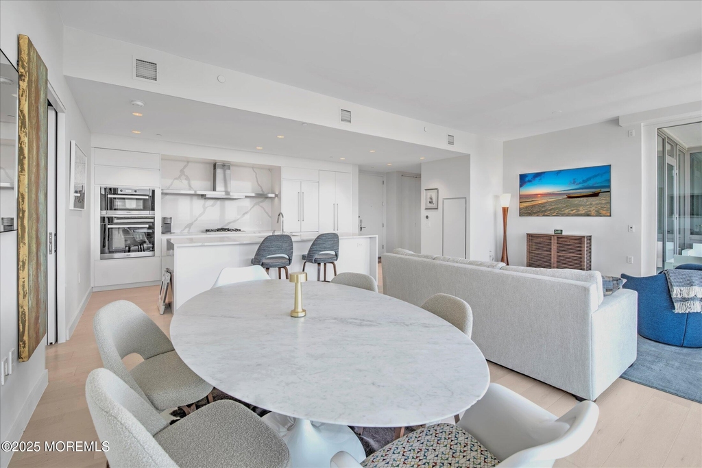 1101 Ocean Avenue - Photo 8