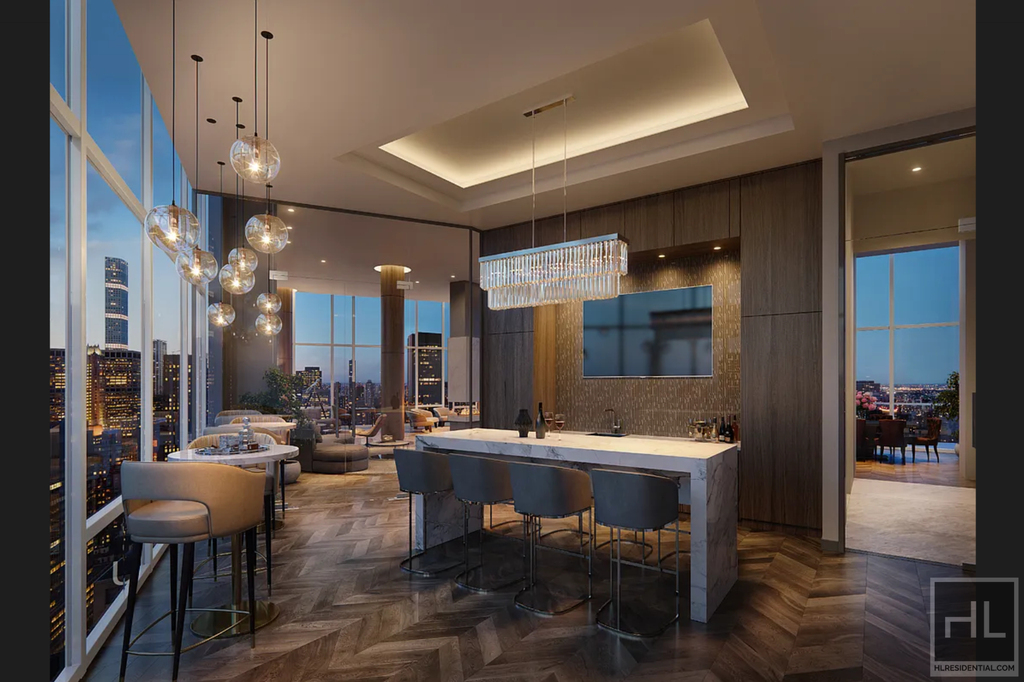 East 44th Street - Photo 6