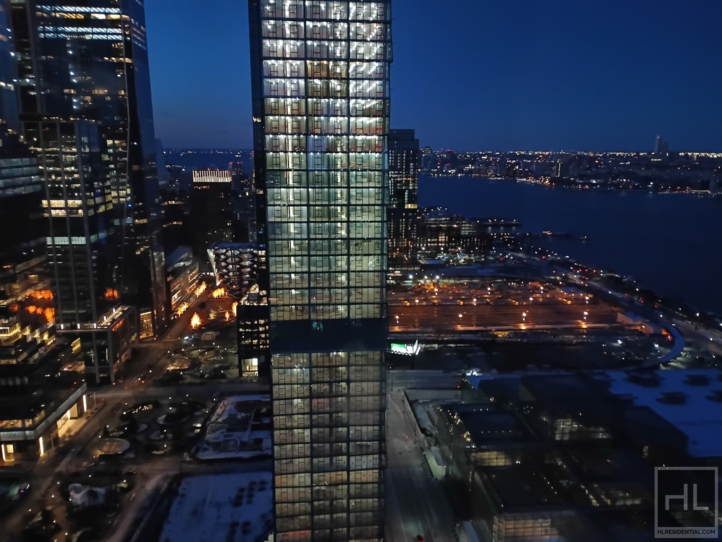 West 38th Street - Photo 0