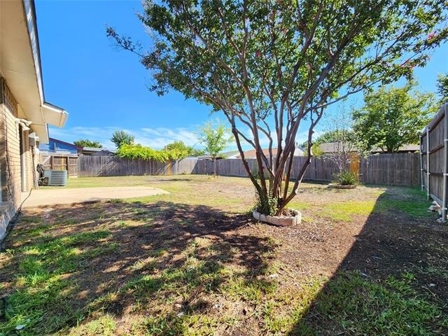 5541 Ragan Drive - Photo 1