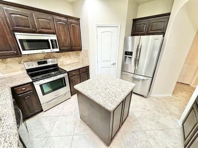 3020 Tamarack Lane - Photo 6