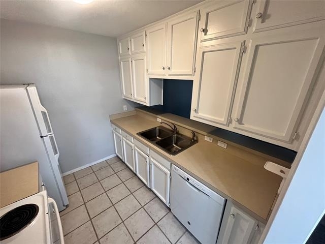 906 N Austin Street - Photo 8
