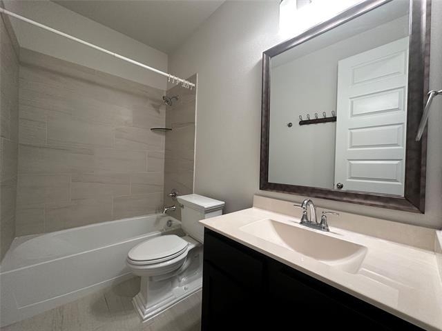2609 Chevy Chase Drive - Photo 32