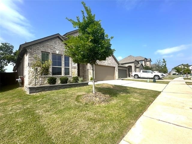 2609 Chevy Chase Drive - Photo 1