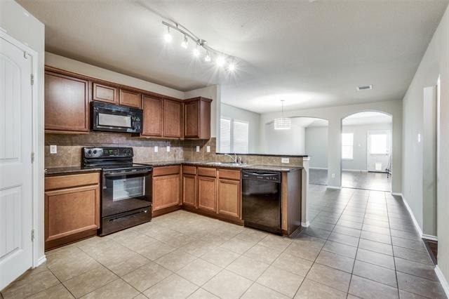1101 Rainer Drive - Photo 3
